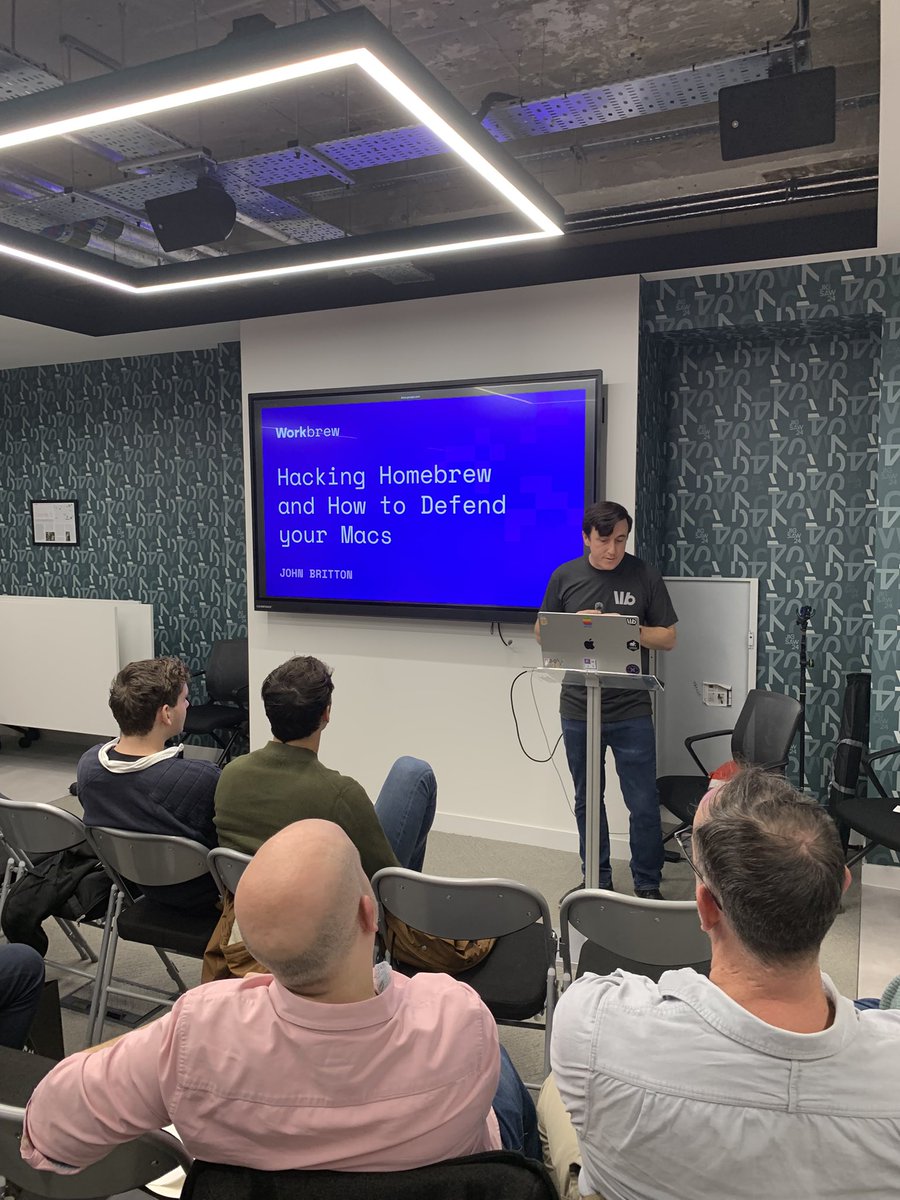 Next up, John Britton from <a href="/Workbrew_/">Workbrew</a> is here to talk about, er, #homebrew and #workbrew 

#london 
#LondonAppleAdmins
#macAdmins