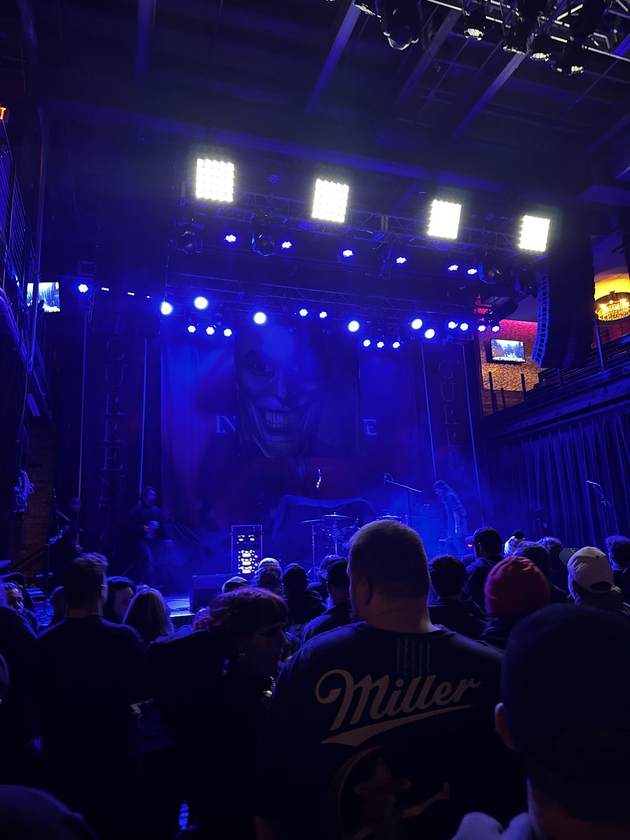 Saw <a href="/156Silence/">156/Silence</a> Currents <a href="/Invent_Animate/">Invent Animate</a> and I still have not recovered.

100/10 show.