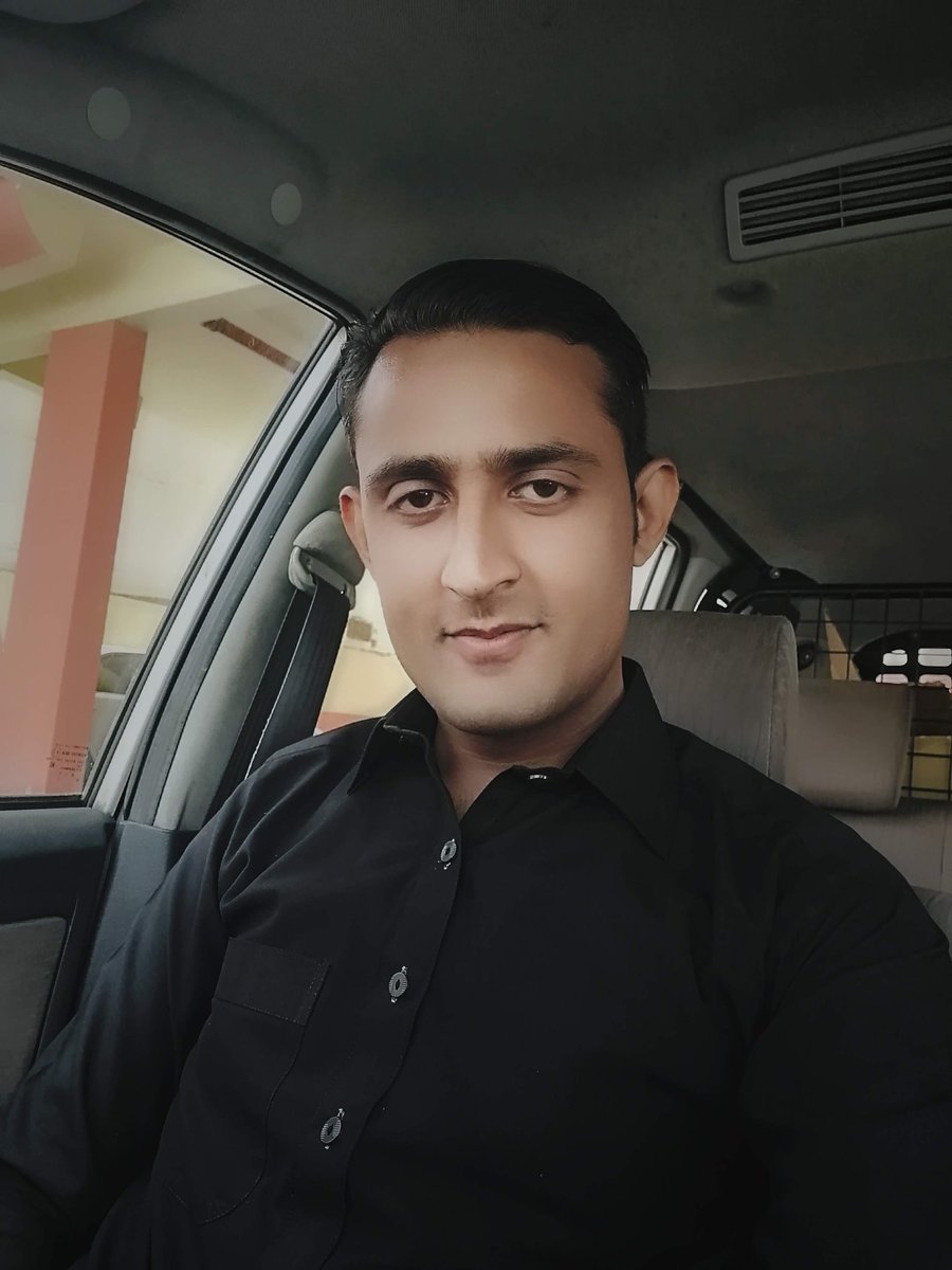 MMajid444's tweet photo. انسان کی سب سے بڑی فتح بے شمار نعمتوں کے باوجود عاجزی کو اپنائے رکھنا ہے ..! اپنی بھوک پر اتنا کنٹرول ضرور رکھیں کہ دوسرے لوگوں کی خوشیاں کھانے کی نوبت نہ آئے ۔🖤 https://t.co/YvCCl1yzyA