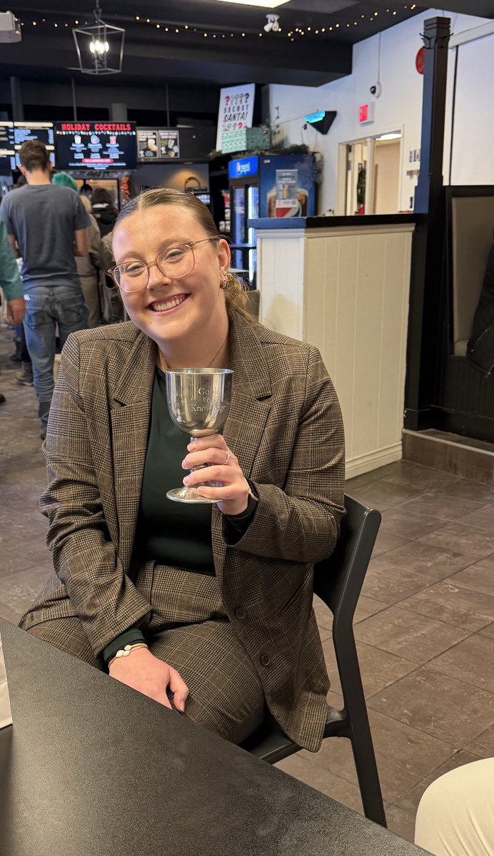 drcrater's tweet photo. Huge congratulations to my MSc student Lauren McFarlane (co-supervised with Roberta Flemming) who successfully defended her thesis today on hydrothermal alteration of the Brent Crater 🇨🇦

@westernuEarth @westernuSpace @uwogradclub @westernuScience https://t.co/JkjmQxUWpt