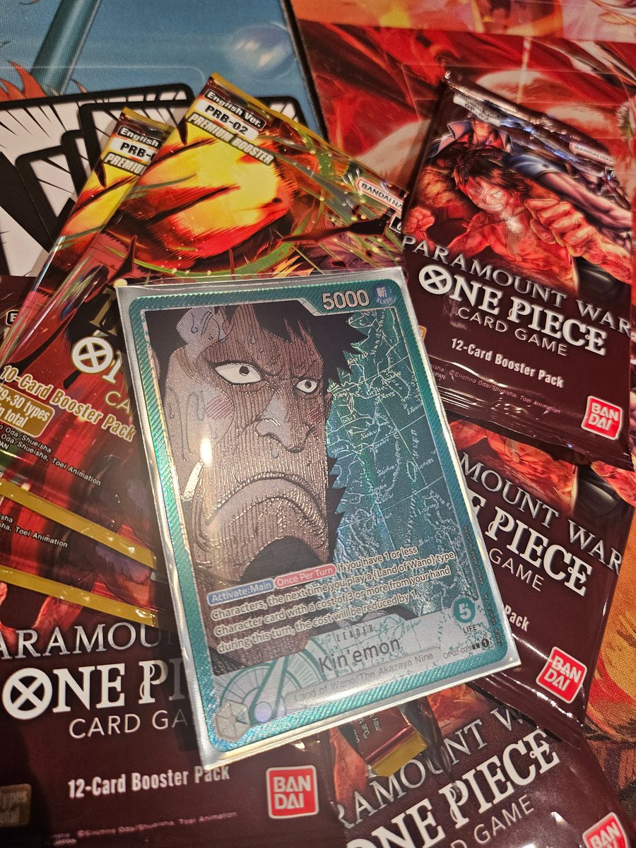 pulls the one piece tcg store in paris 🙂‍↕️oui