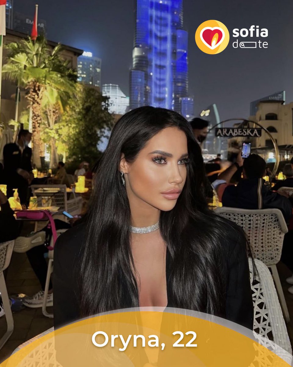 date_sofia's tweet image. Oryna, 22 is tender, stylish, and full of curiosity 🌸 She enjoys books, travel, and cozy evenings. Single and open to new emotions — reach out 💌 1045354294