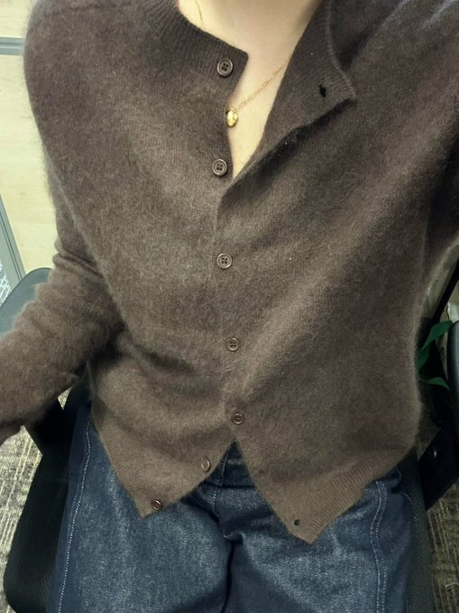 hibbantaqi's tweet photo. 上课好无聊，可不可以评论区说下你的艳遇啊，好想听那种一夜情的故事，我会一条一条仔细看。 https://t.co/tURNgbCDw0