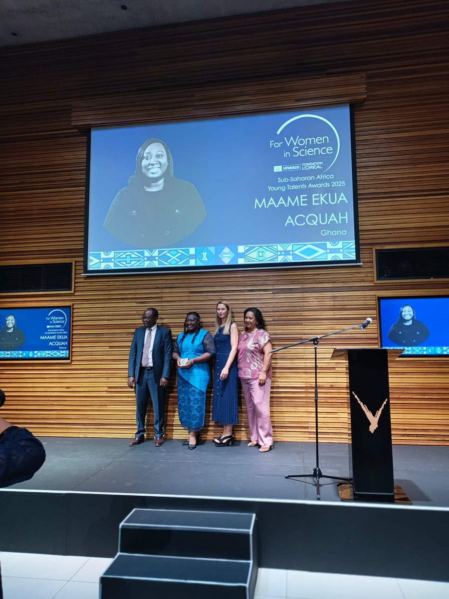 Lydia Mosi tweet media