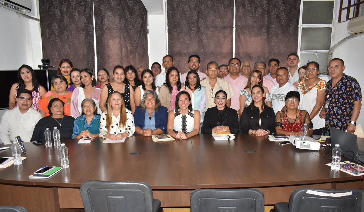 STyPSGuerrero's tweet photo. Con el propósito de analizar las acciones desarrolladas por el #SNEGuerrero en 2025, la #STyPS, encabezada por @OmarEstradaBus realizó una reunión ordinaria a través de la Subsecretaría de Empleo y Previsión Social, dirigida por Marlene Gómez Camero, quien presidió este encuentro https://t.co/aDbIlDqs2d