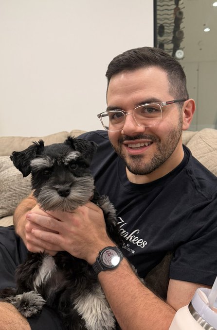 DvoicesTTV's tweet photo. W's to @CouRageJD for getting a skin at first I didn't know it was you because of the glasses I'm surprised your skin doesn't have a glasses style ๐คญ #Fortnite #courageJD https://t.co/OzOrpuRXGz