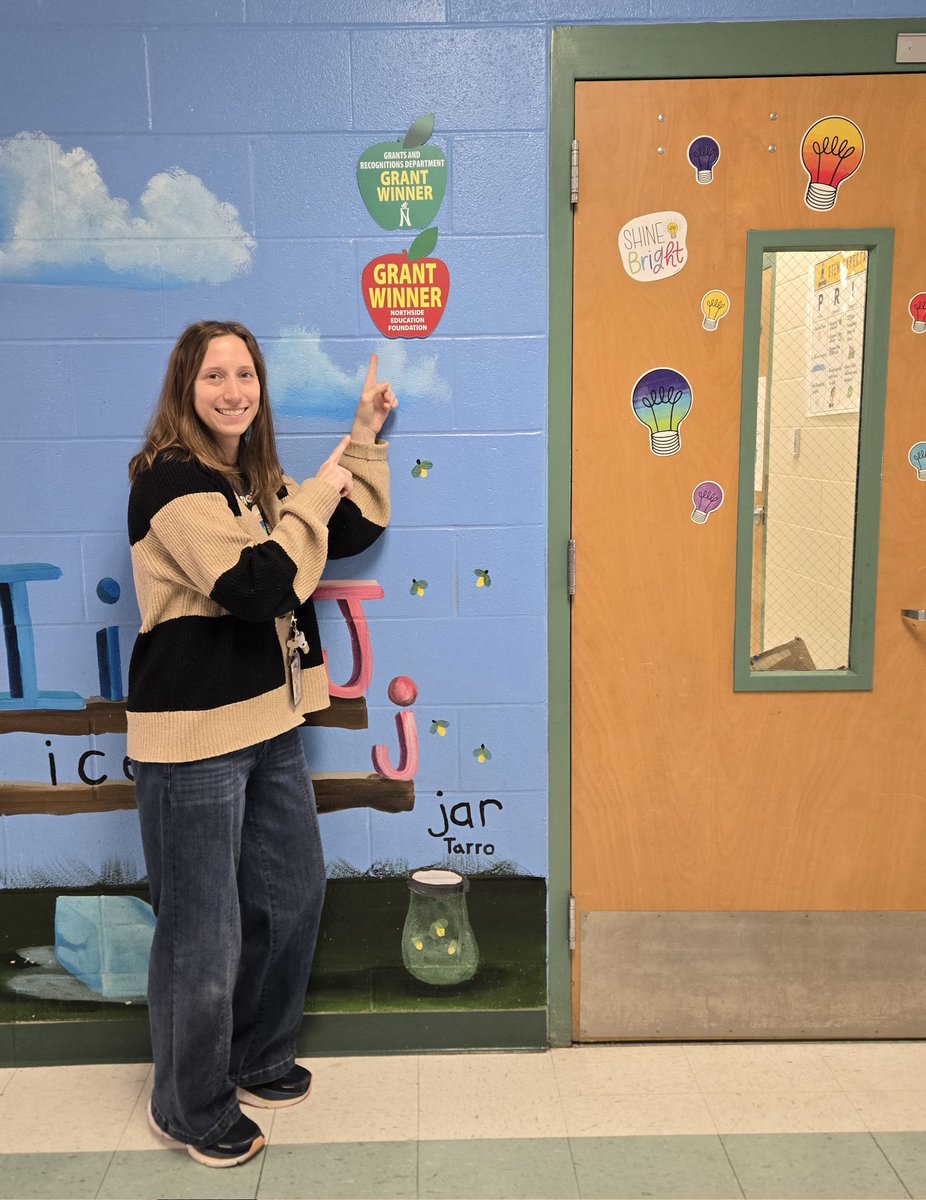 Rebecca Ross tweet media