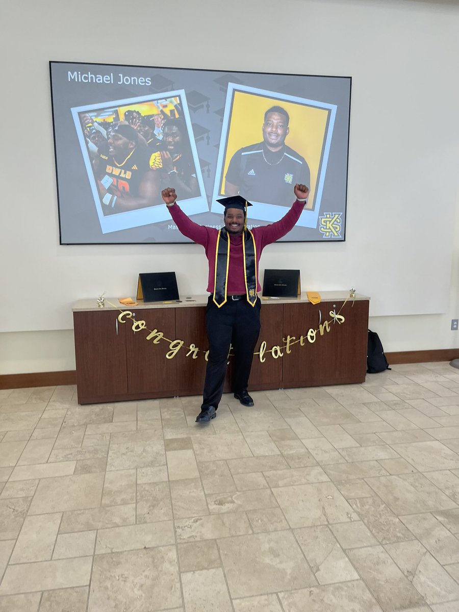 Michael (Mike ) Jones MBA🎓 tweet media