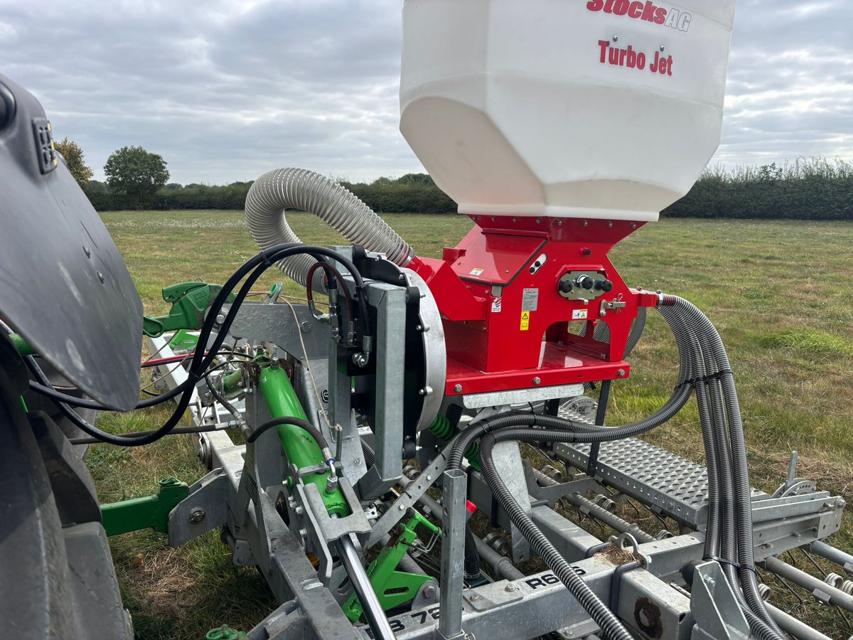 StocksAG tweet media