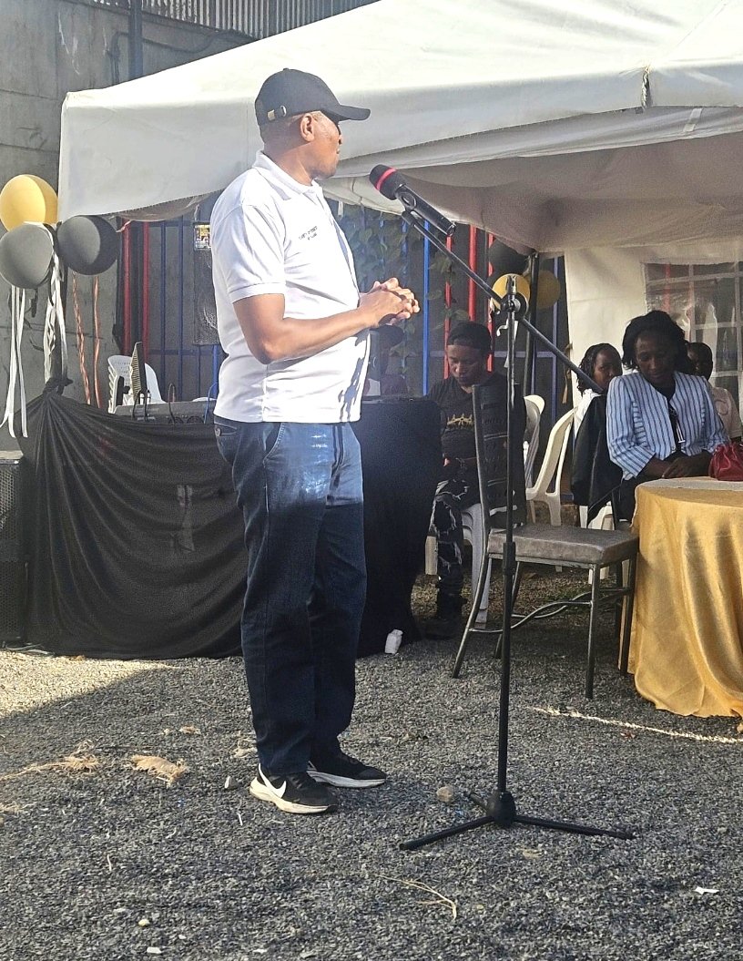 bernardmwega's tweet photo. Today we held a Staff recognition and  end of year party for the Staff of Githunguri Sub County. 
Staff recognition is crucial in boosting morale, engagement, and productivity while reducing turnover and burnout by making employees feel valued, seen, and appreciated.
@MOH_Kenya https://t.co/VVwfl3Msuh