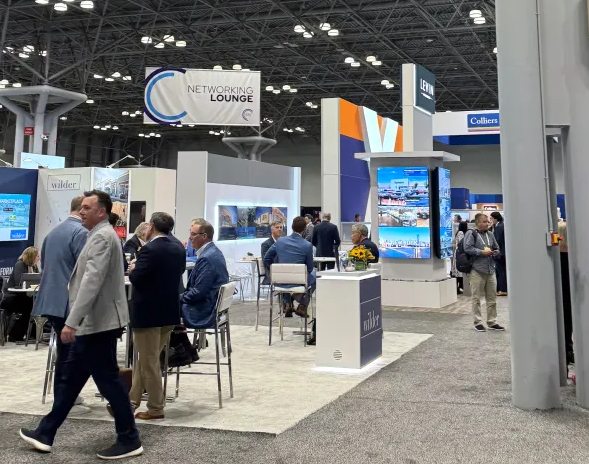 ICSC NEW YORK Enters Most Optimism in Years

Despite uncertainties, from a weak labor market to elevated construction costs, real estate firms and brokers appear to be downplaying the headwinds.

globest.com/2025/12/10/ics…