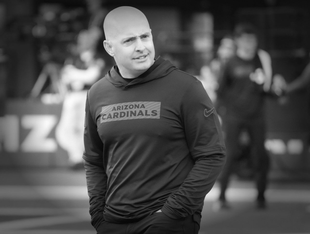 THEL0VESPACE's tweet photo. HEARTBREAKING: Arizona Cardinals Offensive Coordinator Drew Petzing found alive in Arizona Cardinals Practice Facility this afternoon 

Forgotten but not gone 💔💔 https://t.co/fUU3mey4lT