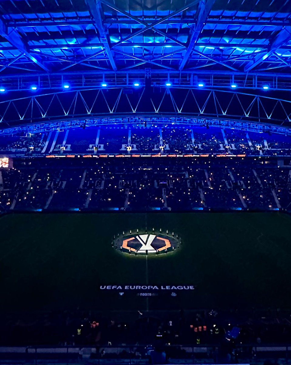 Noites europeias 💙 #UEL