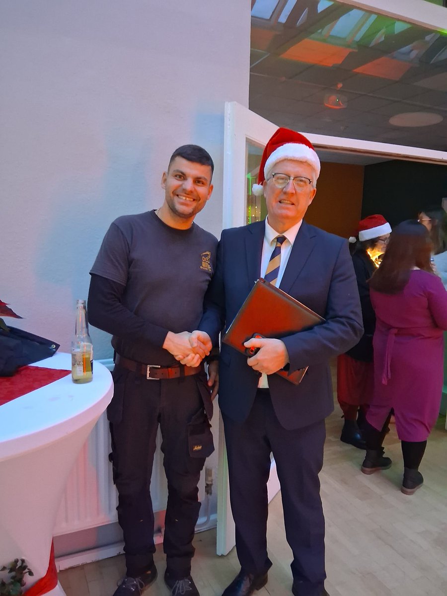 Gearóidín Uí Laighléis tweet media