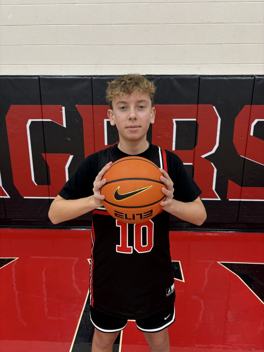 CoachBrown_CMS's tweet photo. GAME DAY!!!
@ Hamilton Township
7th at 5:00, 8th right after.
-Coach Paxton- https://t.co/LFqdSYTA24