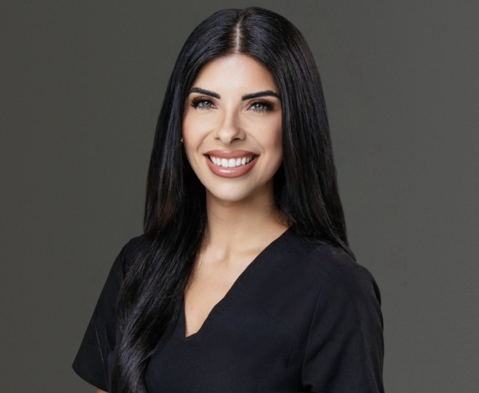 MicarePath's tweet image. We are excited to welcome our newest Care Team member, Nicole Salani, MA. Nicole brings meaningful clinical experience across burn and ICU care, dermatology, and aesthetics. We are thrilled to have Nicole on the #MiCarePath team! 

#healthtech #betterpatientoutcomes