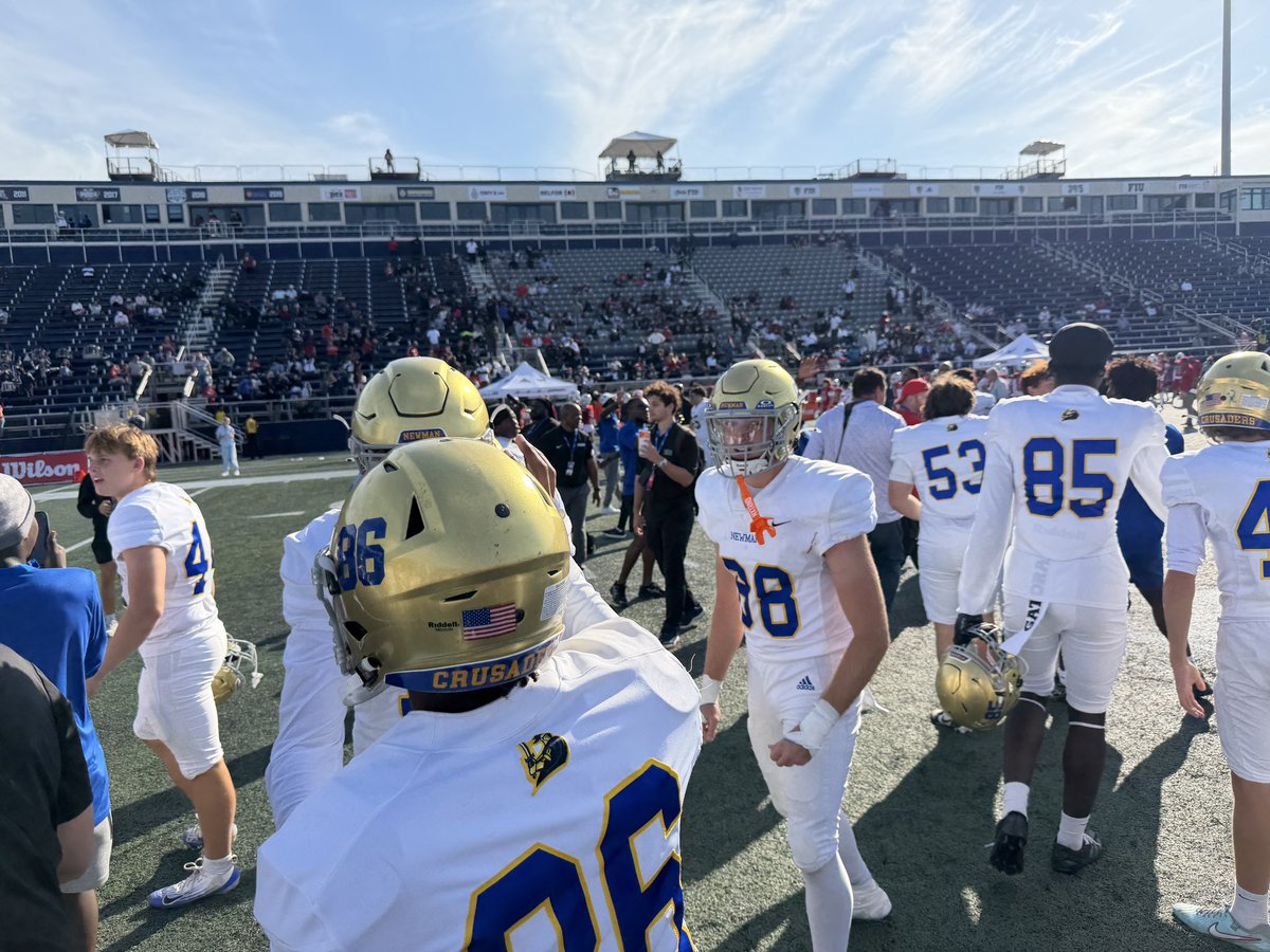 WPBF_Yianni's tweet photo. Cardinal Newman wins their first state championship in program history 17-14 in @FHSAA 1A over Chaminade-Madonna, the 4-time defending state champs 

Congrats Crusaders! @WPBF25News https://t.co/QcBa5hTjmd