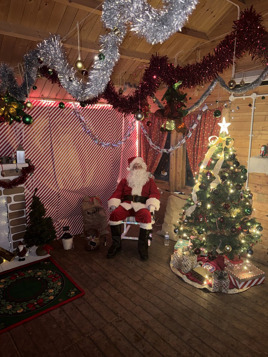 alf_e19's tweet photo. Here's another reason why @Scotch_Orchard is so special. Our AMAZING PTA created a magical Santa's Grotto in our forest school, full of awe!🎄

Huge thanks to Zest, Progressive Sports, and Stowe Mount Care Home for donating gifts and making the day unforgettable. 🎅✨@the_atlp https://t.co/pdNFEEBAC1