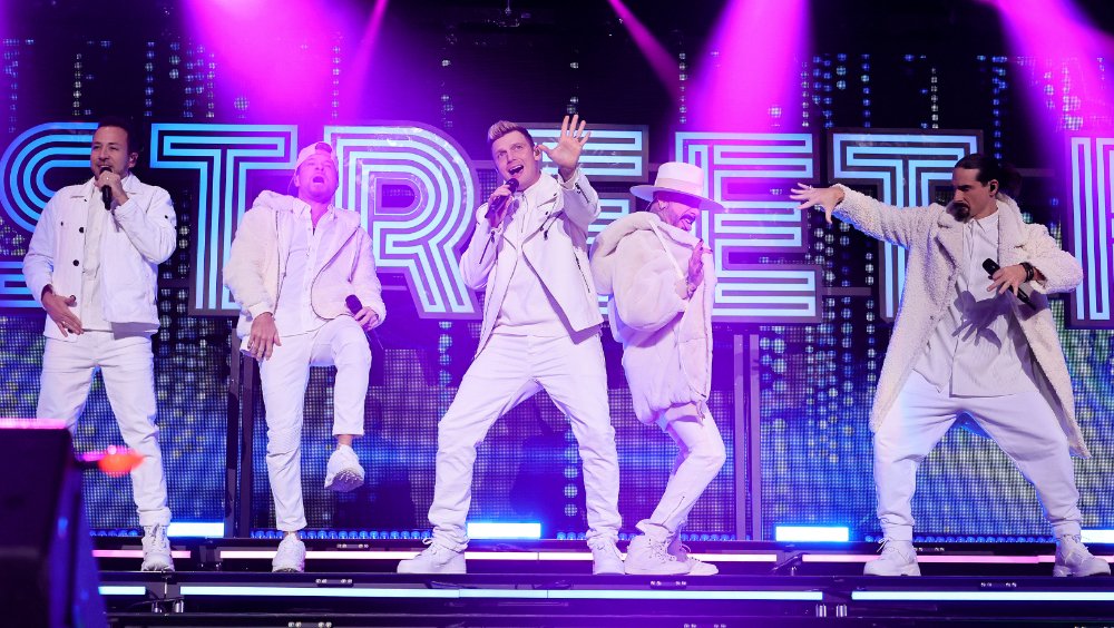 Calling all ’90s kids! The Backstreet Boys hit the Sphere at The Venetian Resort on Jan 2 &amp; 3, and it’s going to be the ultimate throwback party. The harmonies, the nostalgia, the hits you still know by heart.
Don’t miss it: ticketsales.com/backstreet-boy…
