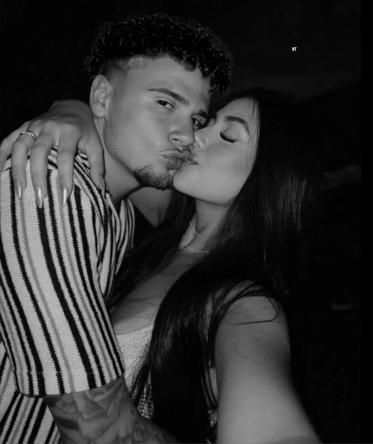 SUÍTE LOVE tweet media