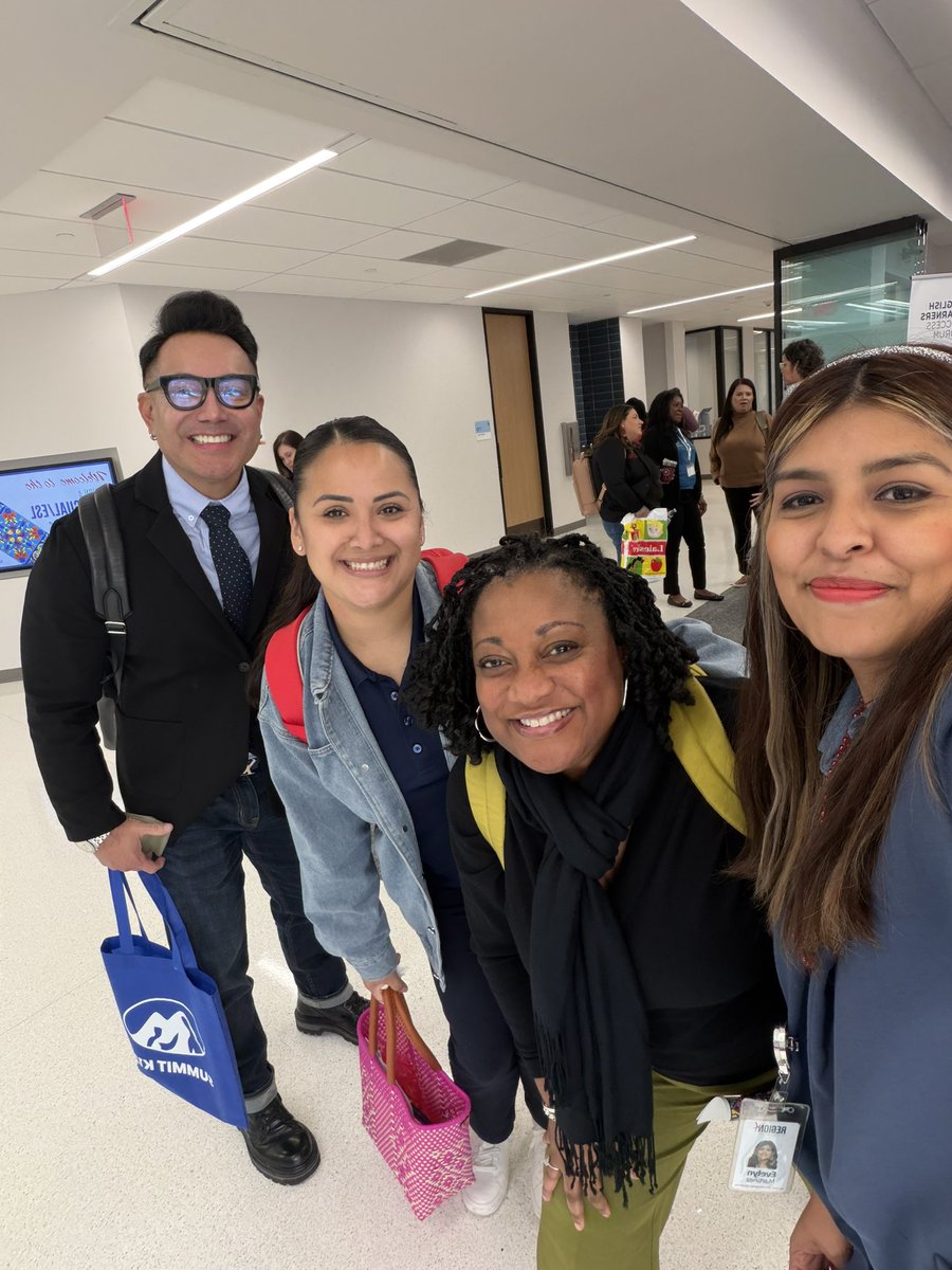 V.Ocañas tweet media