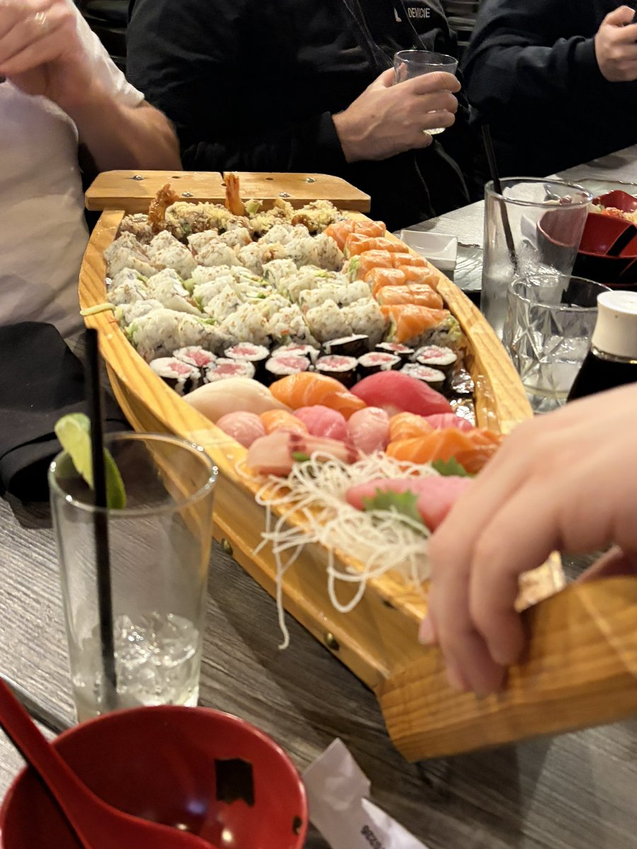 m0bilej0n's tweet image. We did a thing this week. What was that thing you ask?

We tore down the walls of the establishment and showed what you can do when you build an event based largely on love for people.

This is what we did:

✅ #womenintech with 85 attendees

✅ #neurodiversity in tech with 70+…