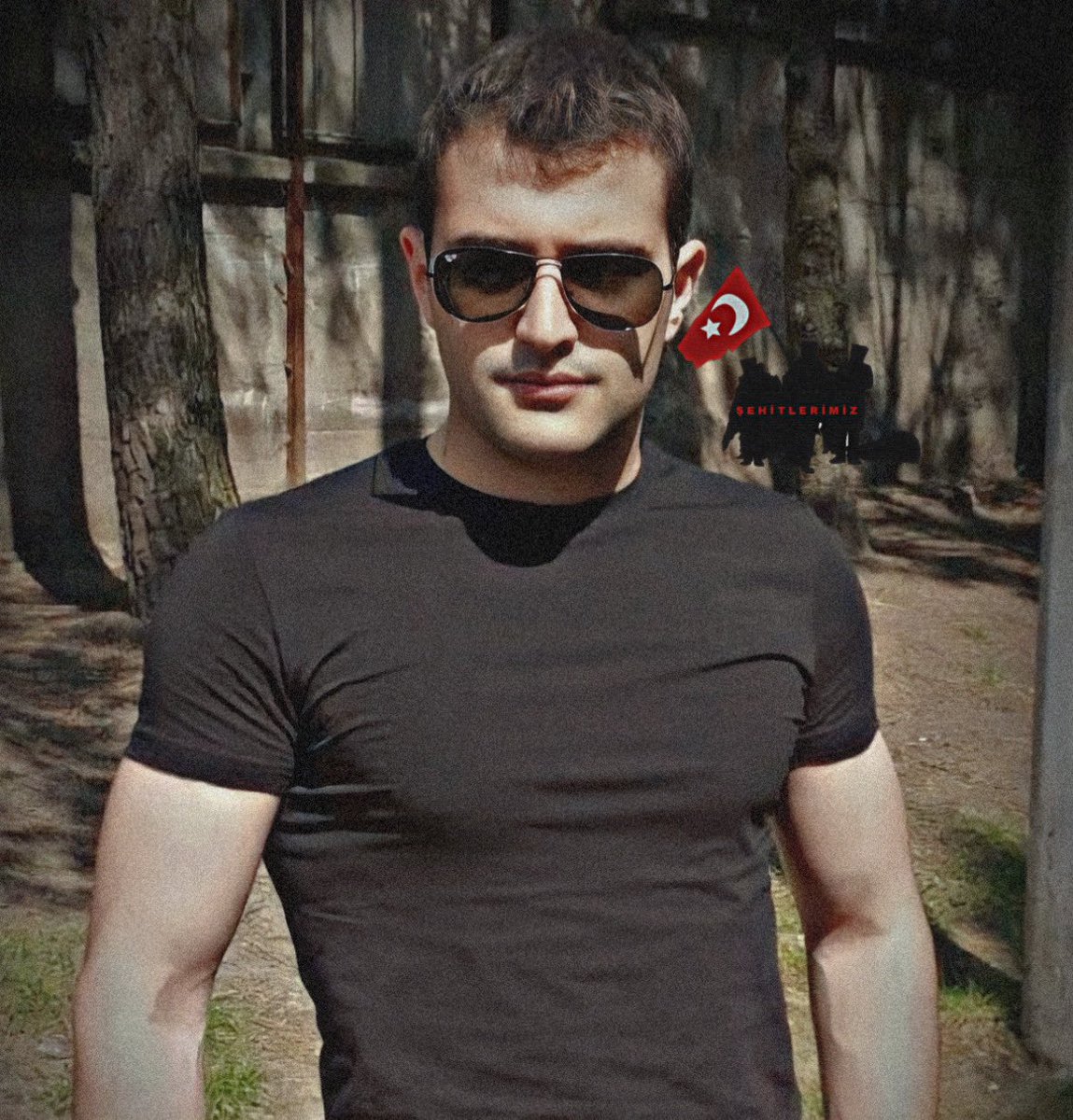 🇹🇷 Şehit Polis Memuru Hüseyin Parça.

İlk maaşını alamadan şehit düştü.

Ruhu şad, mekanı cennet olsun!