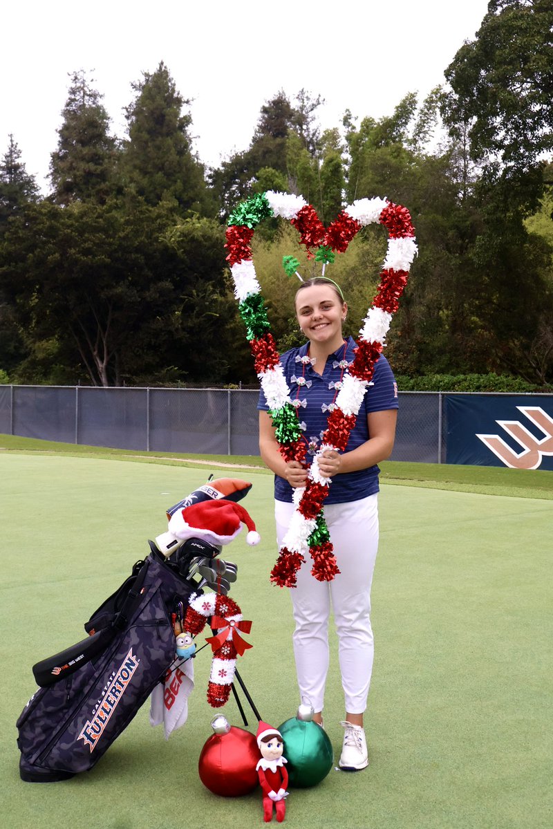 ITS TIMEEEE🎅🏽🎄We’re decking the halls this season!