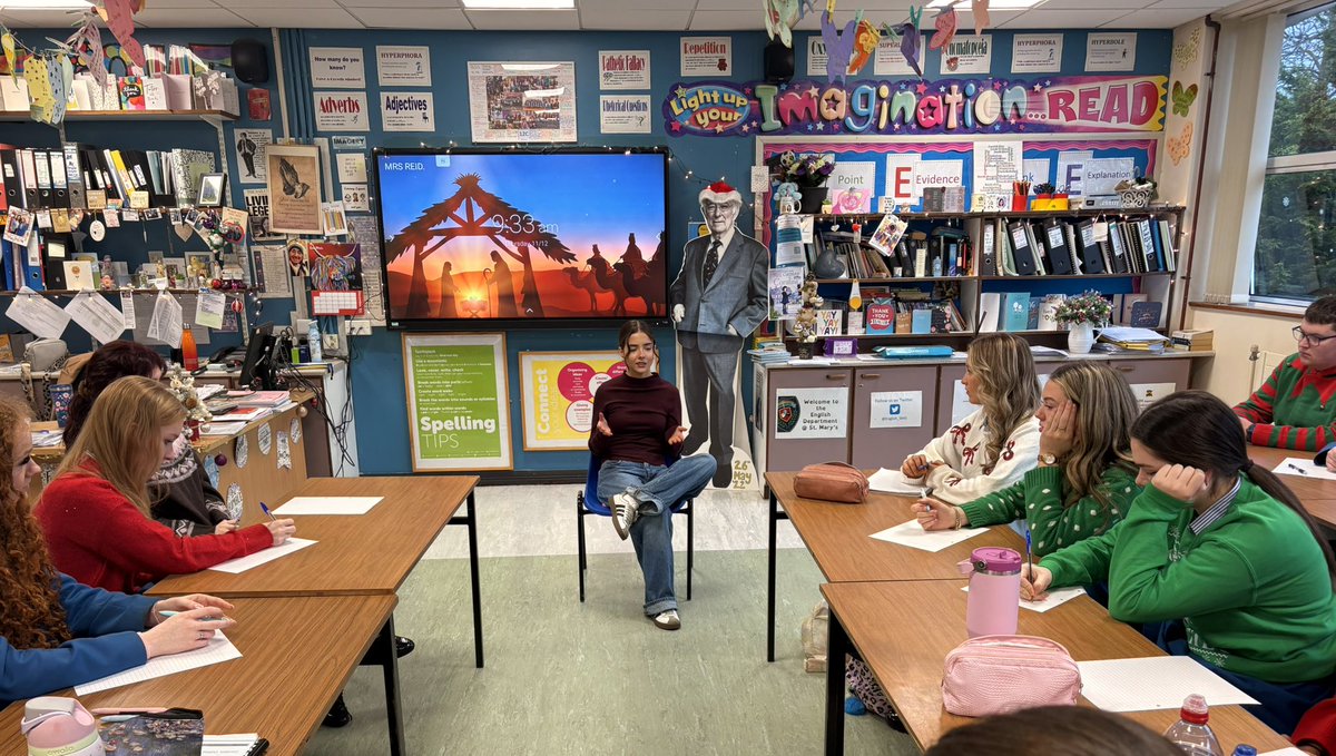 English_SMG's tweet photo. Y14 A2 English Literature students picked up some invaluable exam tips this morning from past pupil, Anna O’Connor, who is studying English at Newham College, Cambridge. Thank you, Anna! https://t.co/jrnl4USJvl