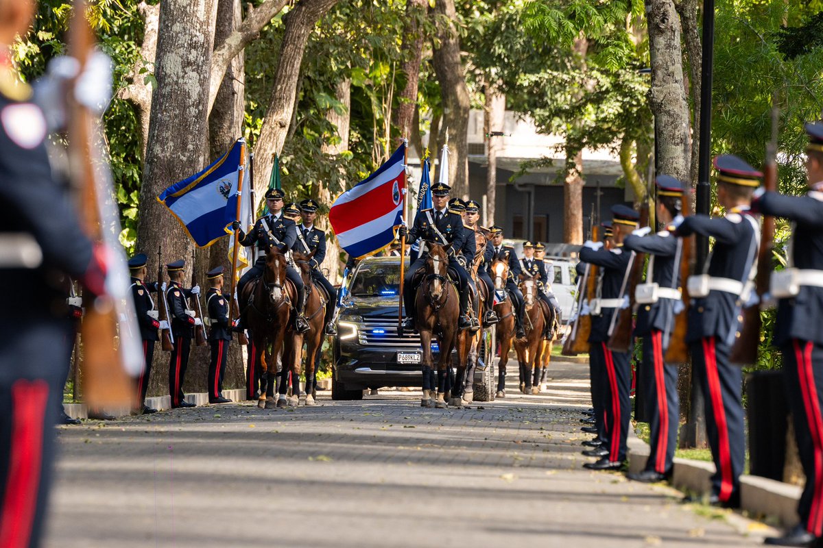 Casa Presidencial 🇸🇻 tweet media