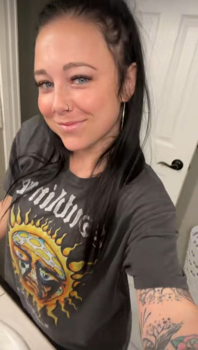 Mary Williams tweet media