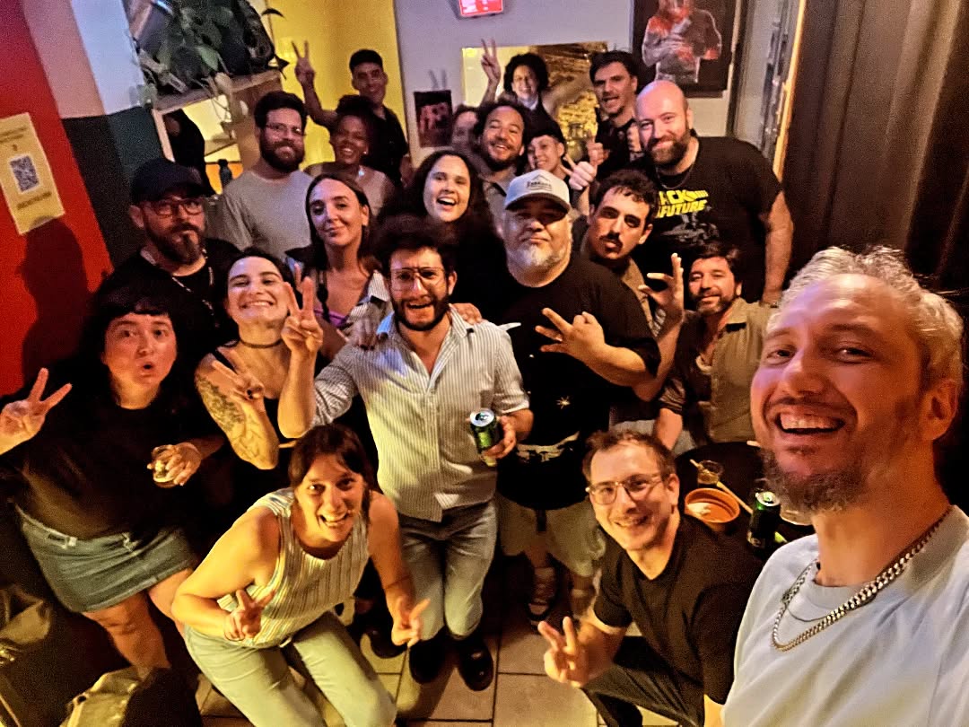 🔥TREMENDO PROGRAMÓN🔥
6ta Temporada y el 2025 llegando a su fin!
Gracias por el aguante!

Pasó el número 180 y la pasamos bárbaro
Podés verlo completo en Youtube!
<a href="/recovecorecord1/">recovecorecords</a> 

El 17/12 hacemos el último programa y sorteamos camperas!

#1QST #FogonVirtual #streaming #show