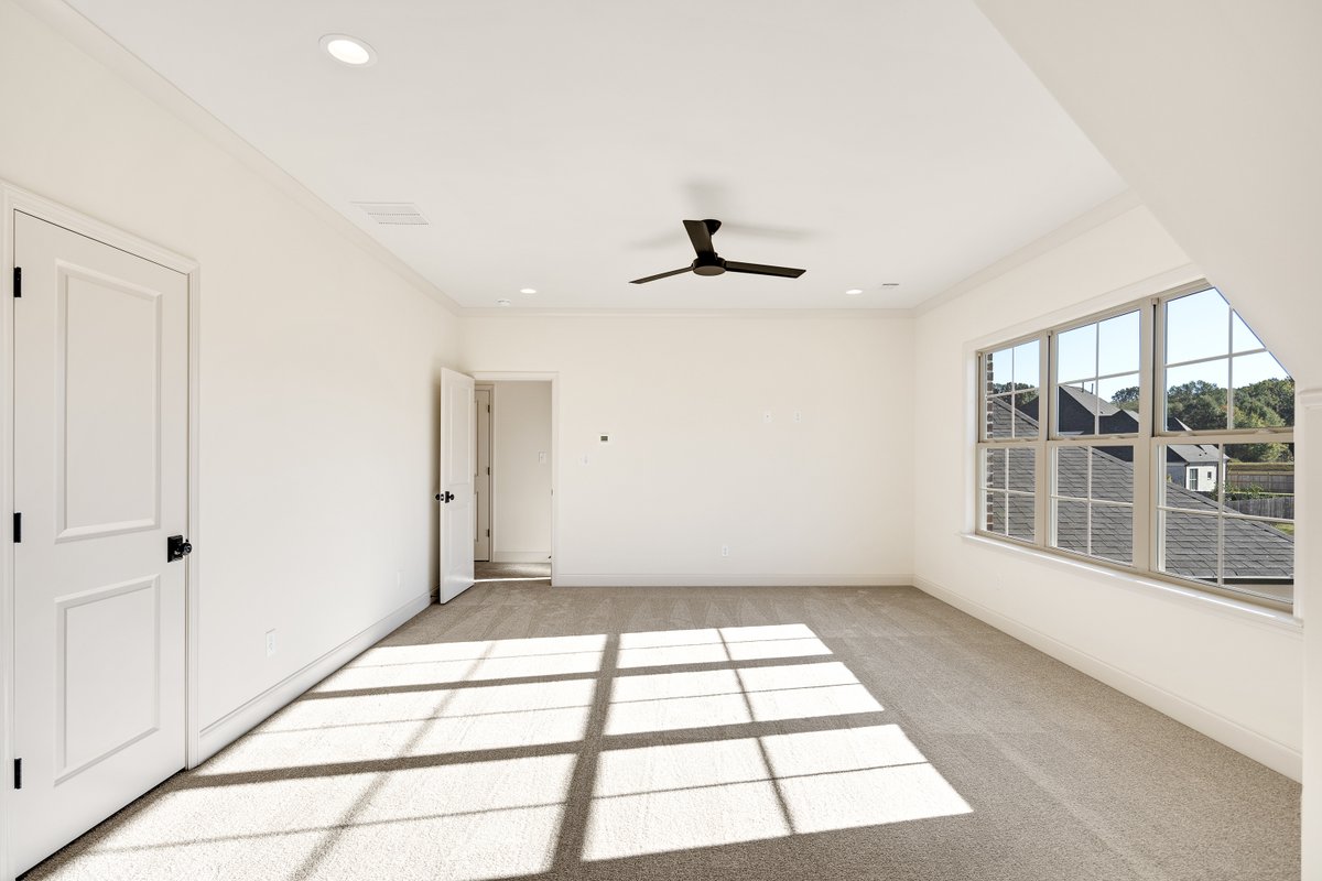 Some of our favorite spaces made for gathering in this available home located at 292 Beckham Drive in Collierville ❤️ Whether your guest list includes 4 or 44,  this home has ample space for all your holiday hosting needs!

yourmagnoliahome.com/property/292-b…