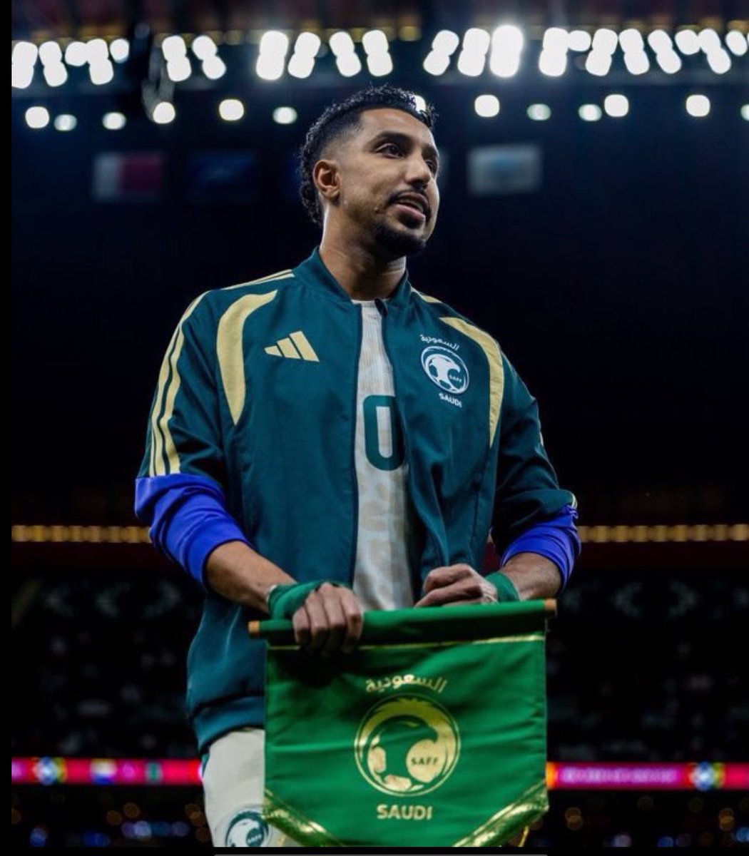الأسطورة سالم الدوسري 🌪️🌪️🌪️ مازال الأوحد الذي يصنع الفوز في المنتخب . لابد من الاعتراف بأنه اللاعب المؤثر *💚💚🇸🇦🇸🇦🇸🇦💚💚👇🏽