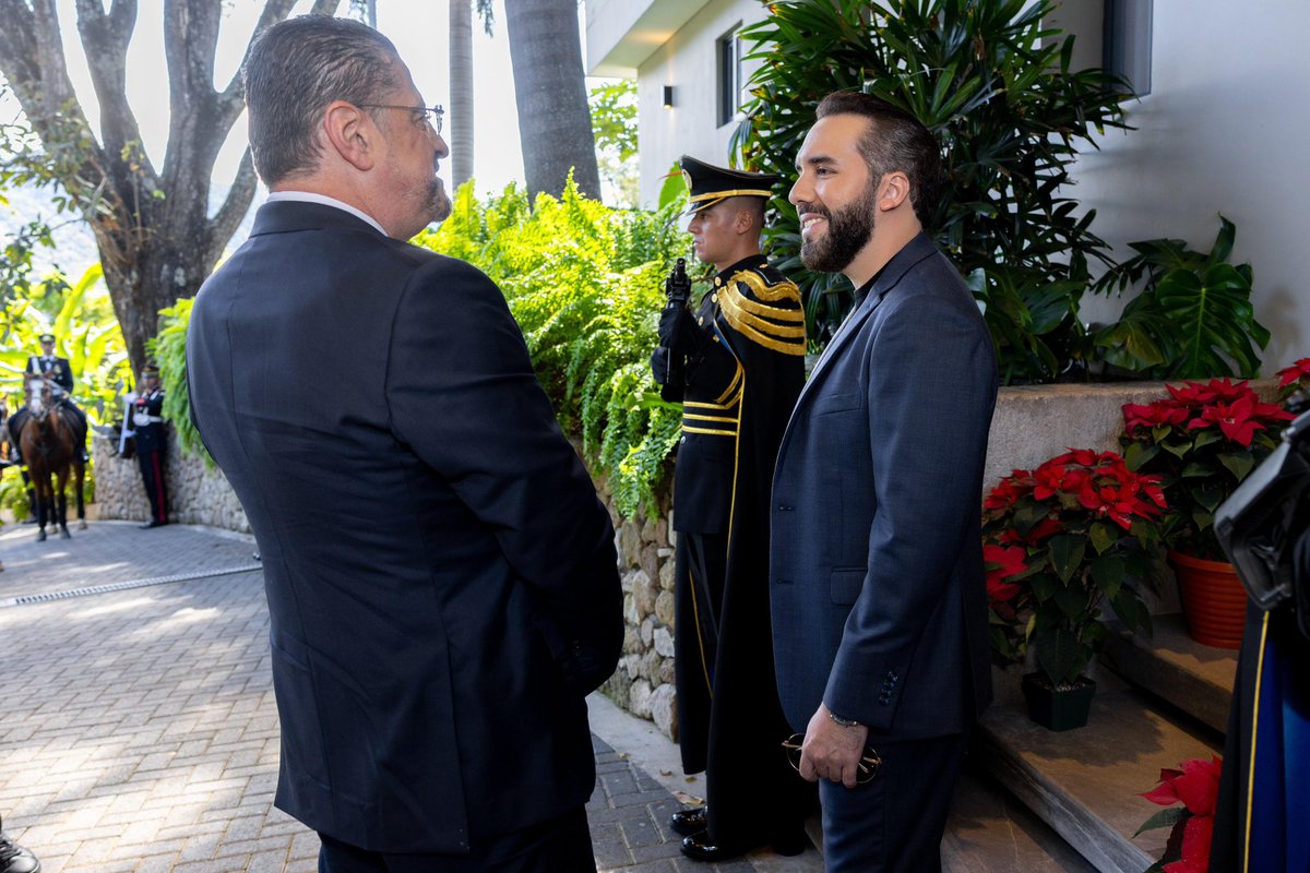 Casa Presidencial 🇸🇻 tweet media