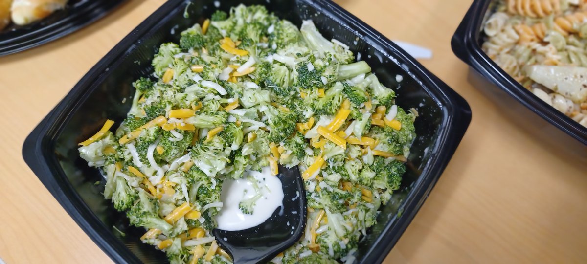 106.9 The Fox tweet media