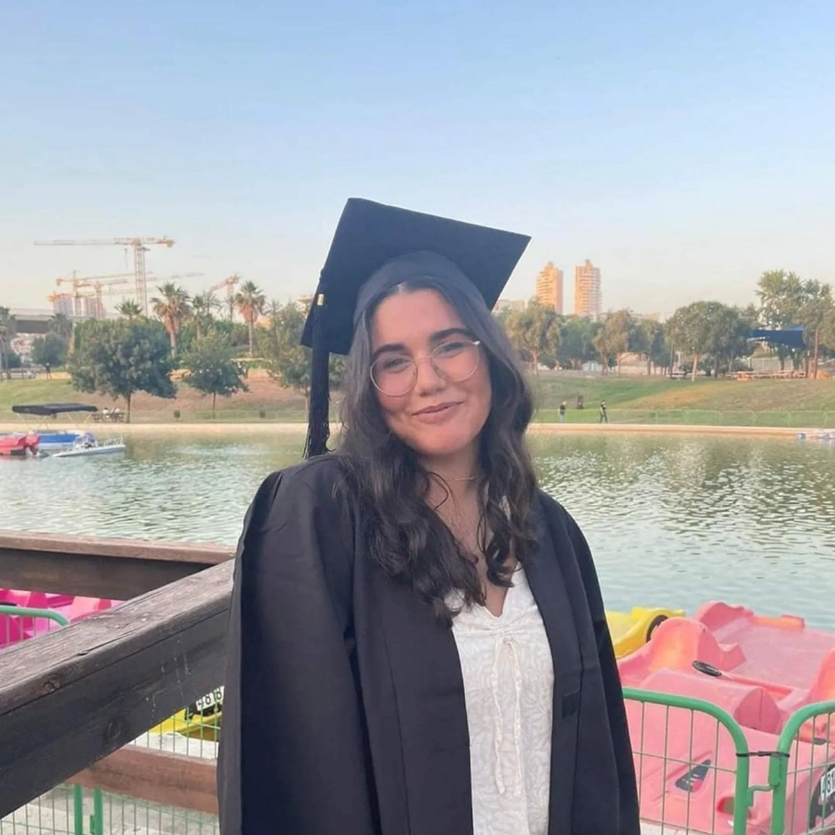 HenMazzig's tweet image. I can’t stop thinking about former hostage Noa Marciano.

She was murdered at only 19 years old. Murdered by a doctor in a hospital. I can’t begin to image her fear in those final moments. In the very place that was supposed to preserve life.

Noa was an outstanding student,…