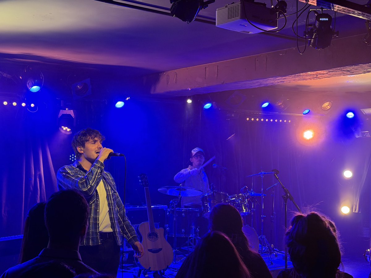 Mein Teenie ♥️ schlägt gerade sehr schnell 😅