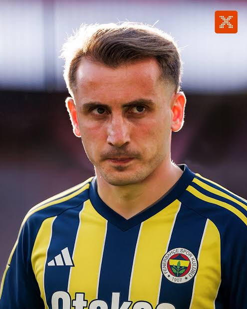 Şu Kerem Aktürkoğlu'nun sevimsizliğe bi bak ya! Tövbe yarabbi acınacak halde. Bir gol attı yürüyüşü falan değişti. Her yaptığı faulden sonra küfür kıyamet ama dincilik söz konusuysa en önde. İyi ki defolup gittin sevimsiz sıpa