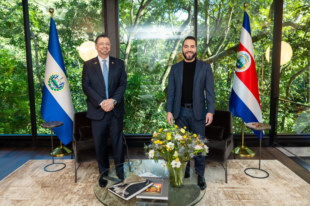 Casa Presidencial 🇸🇻 tweet media