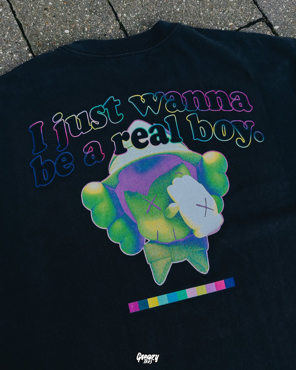 GreazyTees's tweet image. 808’s SWEAT &amp;amp; PINOCCHIO STORY TEE 💔

these grey heather sweats are too cozy! also really love this Pinocchio story graphic we whipped up, the colours came out crazy.

Drop 12 arrives Friday 8PM GMT 🤶

#greazytees #kanye #kanyewest #808sandheartbreak #pinocchiostory