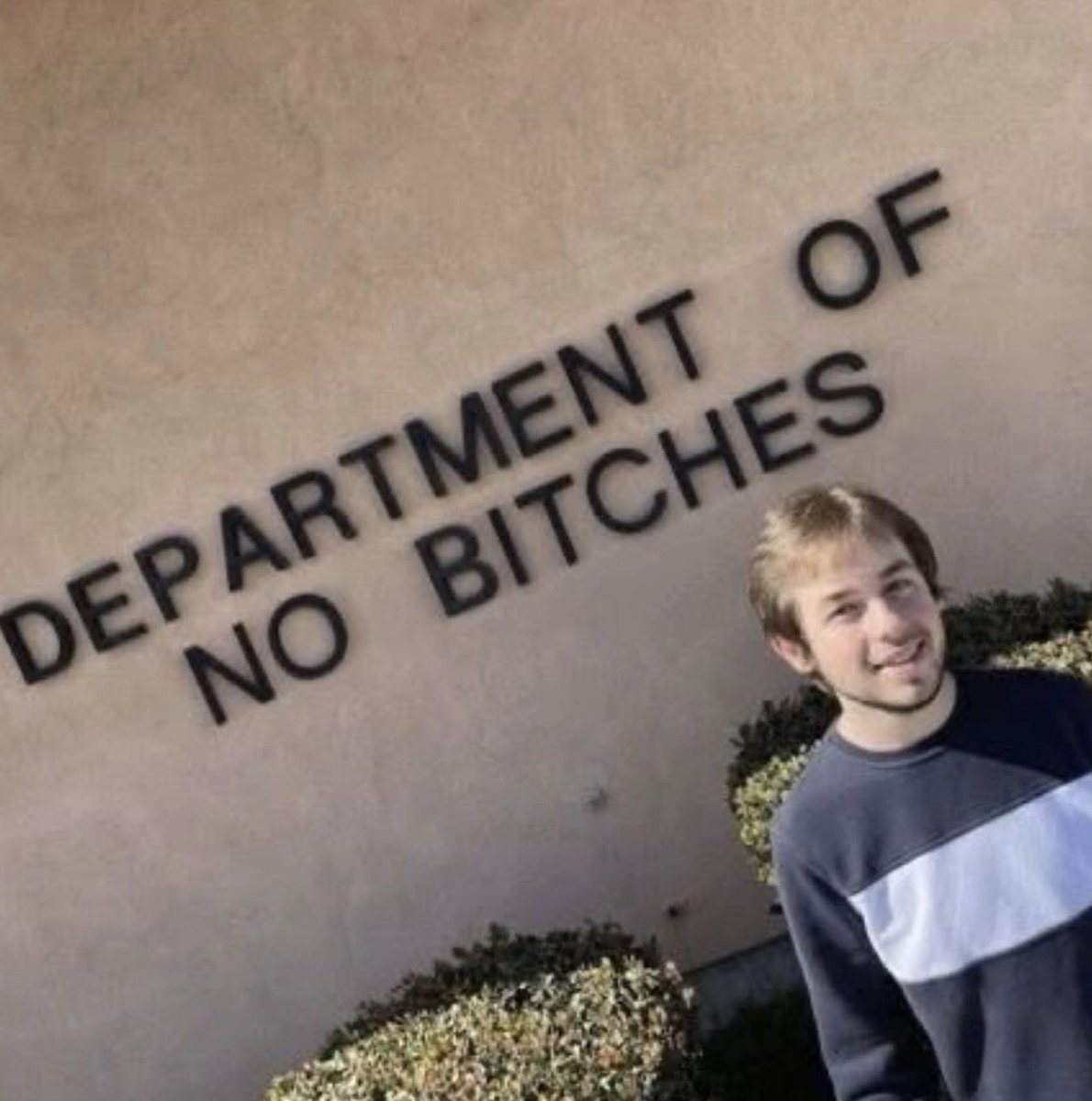 insane poses (@insaneposes) on Twitter photo 