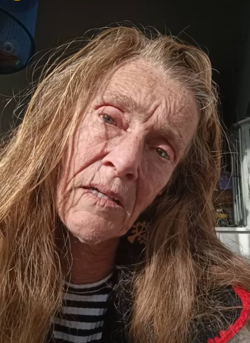 TheRotatorrr's tweet image. BEFORE I BOUGHT $YEE

I WAS POOR AND NOT HAPPY 🥹🥺

NOW IM YOUNG RICH AND I HAVE BIG TITS!!! 🤑💰💸🥵😍☺️

Thanks to YEE!!  😳👀😱🚨

@YeeErc20 THANKS!!!