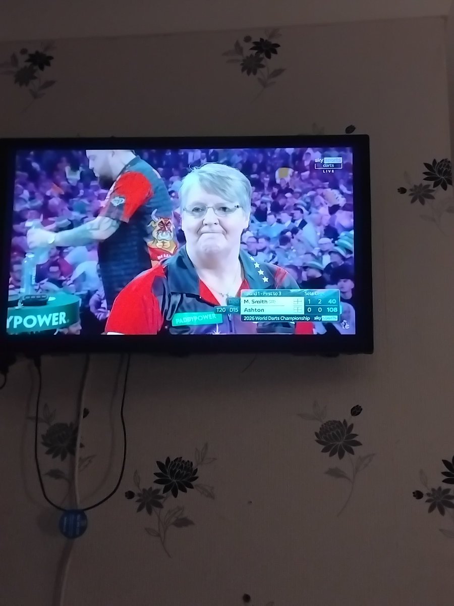 clivesalive1's tweet photo. Is that the love child of Bunting and Anderson on the oche at the darts...? https://t.co/fy7DILsWjh