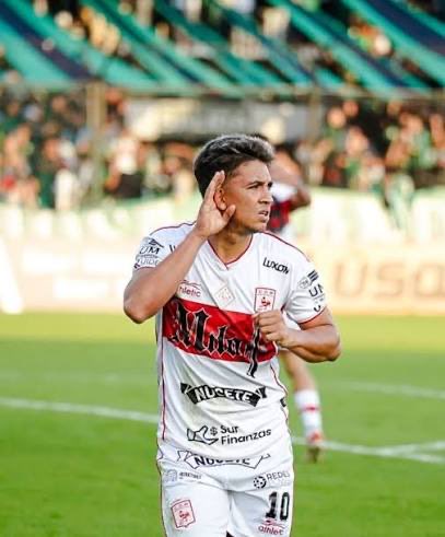 EddScouting's tweet image. Yair González
23 años, Argentino, Pie Derecho, 173 cm
Equipo: Argentinos Juniors (Liga Profesional Argentina)
Contrato: Hasta 01/01/2026
Métricas (x90):
G 0.27
A 0.06
Tiros al Arco 46%
Oport. Creadas 1.1
Regates 3.6
Pases 71%
Duelos Aéreos 1.1
Minutos: 2947, G: 9, A: 2