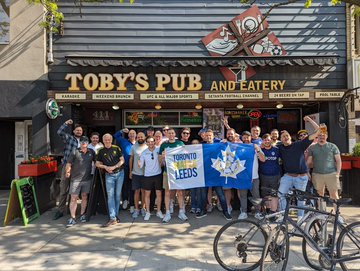 MapleLeeds's tweet image. We’re back again this Sunday — Leeds United vs Brentford.  Can we keep the good momentum going? Come on to Toby's to cheer on the boys, and have a few Sunday brews. MOT!!!

🗓️ 12/14/2025
⏱️ 11:30 AM
📍 Toby’s (College St)