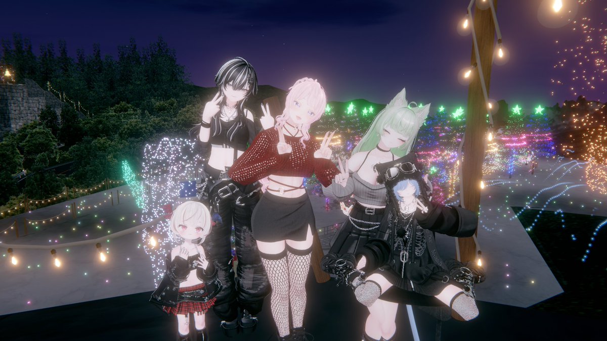 おはよー

昨日は先輩のハイエースで私の運転でドリフトしながら
山の山頂でやってるパーティクルライブ見に行ったよ

マジで奇麗すぎて涙出そうだったよ
サイコーのイルミネイションとパーティクルだったね！

#lumina3D 
#VRChat 
#APINSHOP