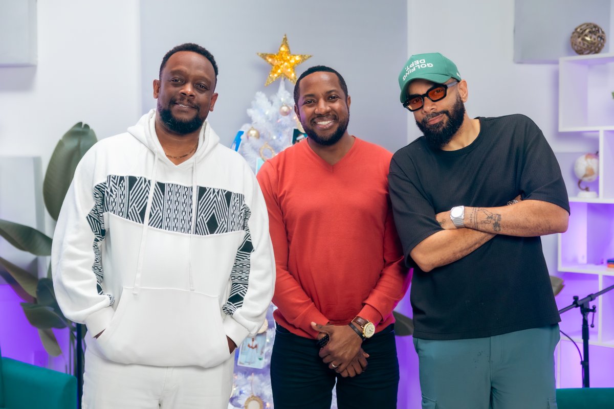 De Tout Et Re Rien : Etzer Emile analyse les effets de la crise politique sur l’économie haïtienne | Chokarella

L’économiste, professeur, conférencier et auteur <a href="/etzeremile/">Etzer Emile</a>  a exposé ce mercredi 10 décembre, lors de son intervention dans le podcast « De tout et de rien »,