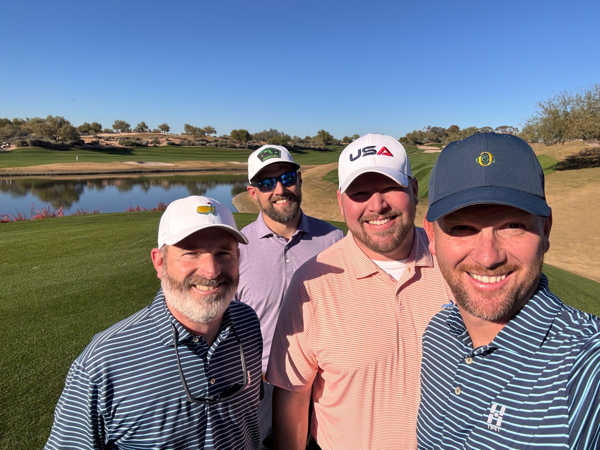 NickJSAdams's tweet image. At the 2025 Harrell’s National Sales Meeting. Many new friends but a few old ones here.