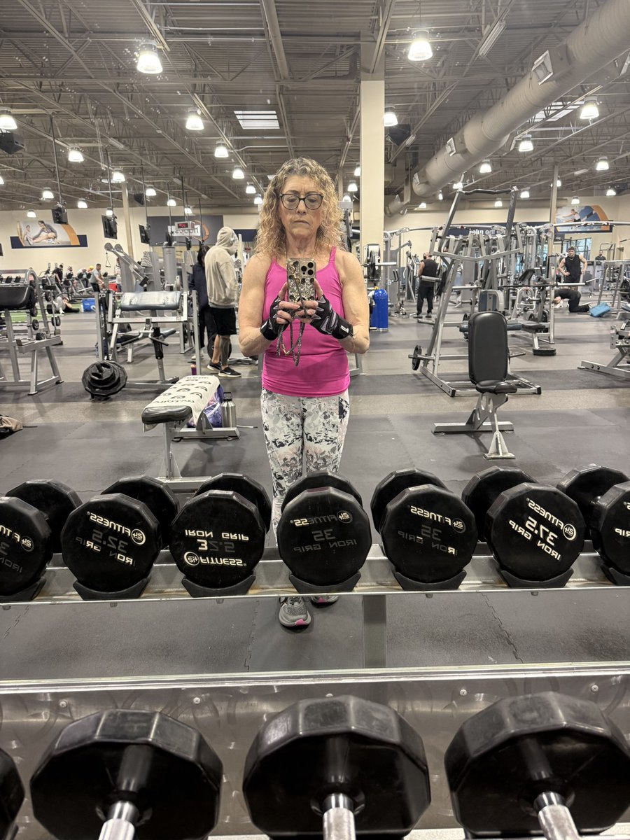 It’s chest day, my favorite!!!  Cardio after as usual!!!